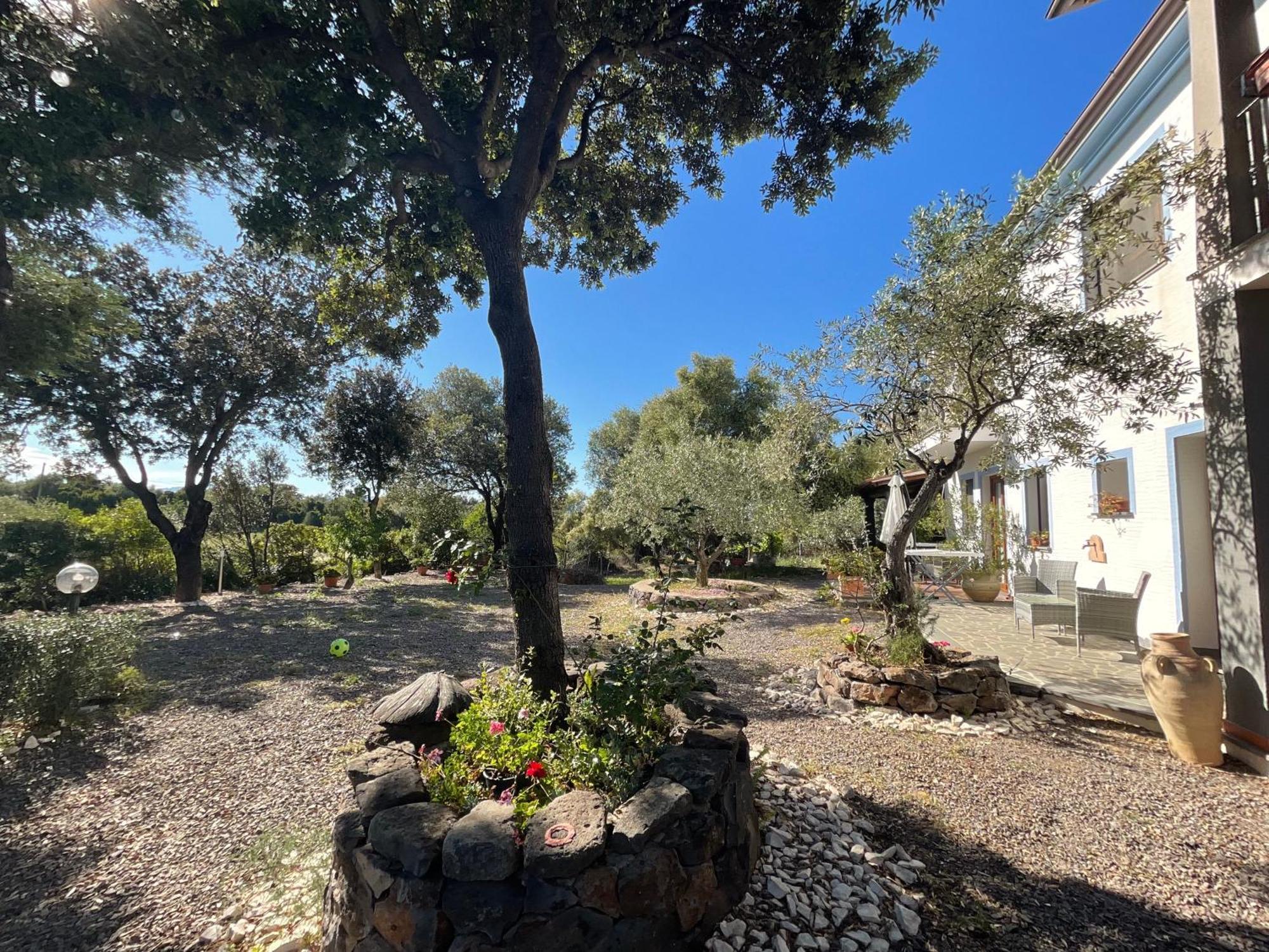 Gasthaus Residenza Di Campagna Dolmen Motorra Dorgali Exterior foto